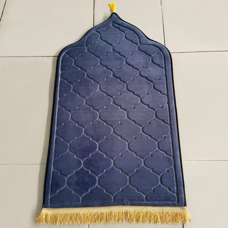 Flannel Prayer Mat Worship Blanket Worship Kneel Embossing Floor Carpets Non-Slip Soft Portable Travel Prayer Rug Ramadan Gift